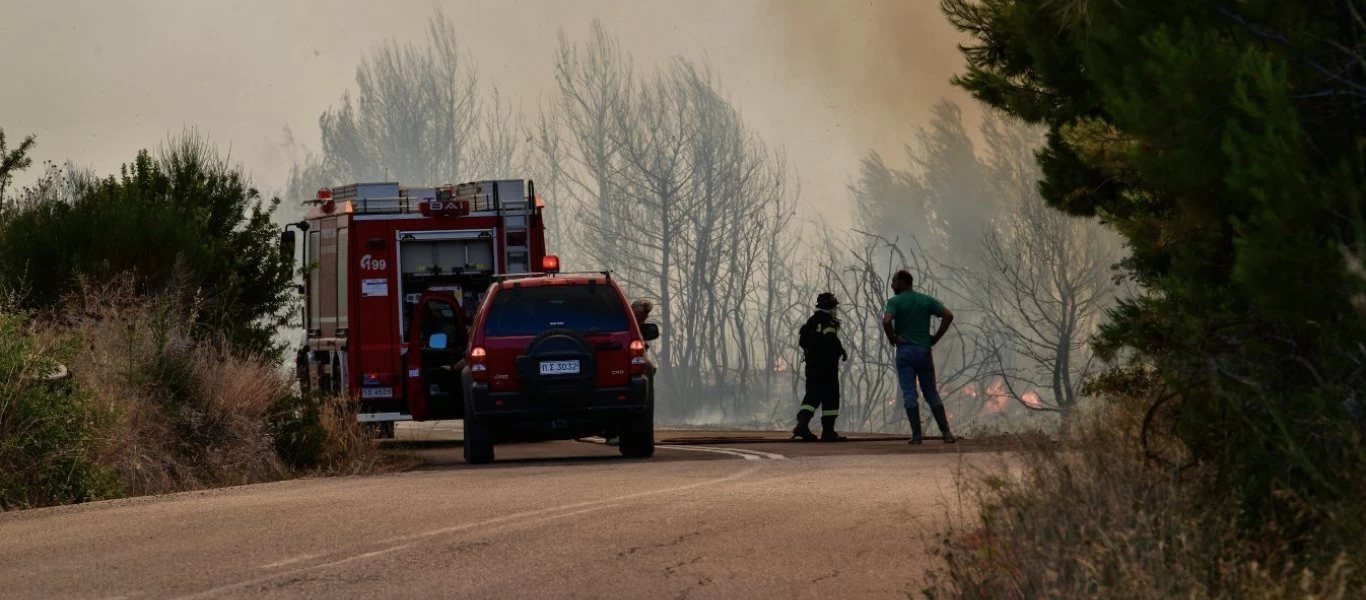 Μεγάλη φωτιά ξέσπασε στην ανατολική Μάνη - Εκκενώνεται οικισμός (upd)